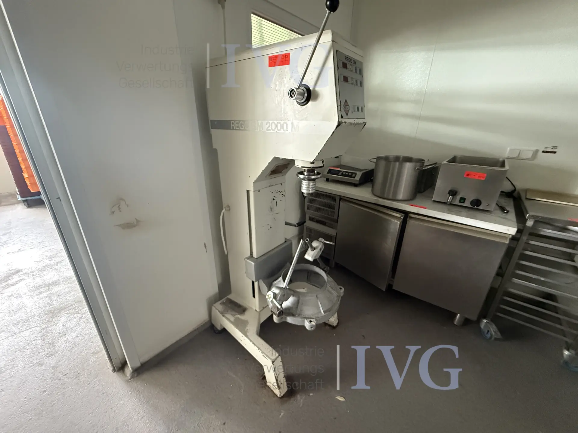 Anschlag- und Rührmaschine REGO SM 2000M